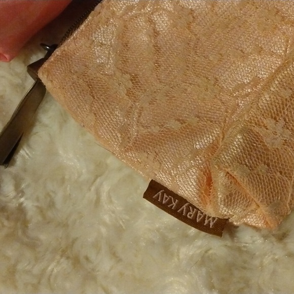 7 cosmetics bag bundle - Picture 3 of 9